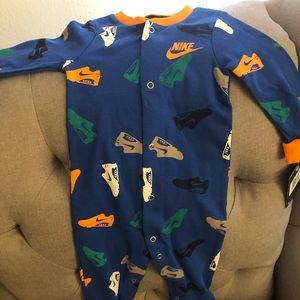 NWT Nike Footie Pajamas